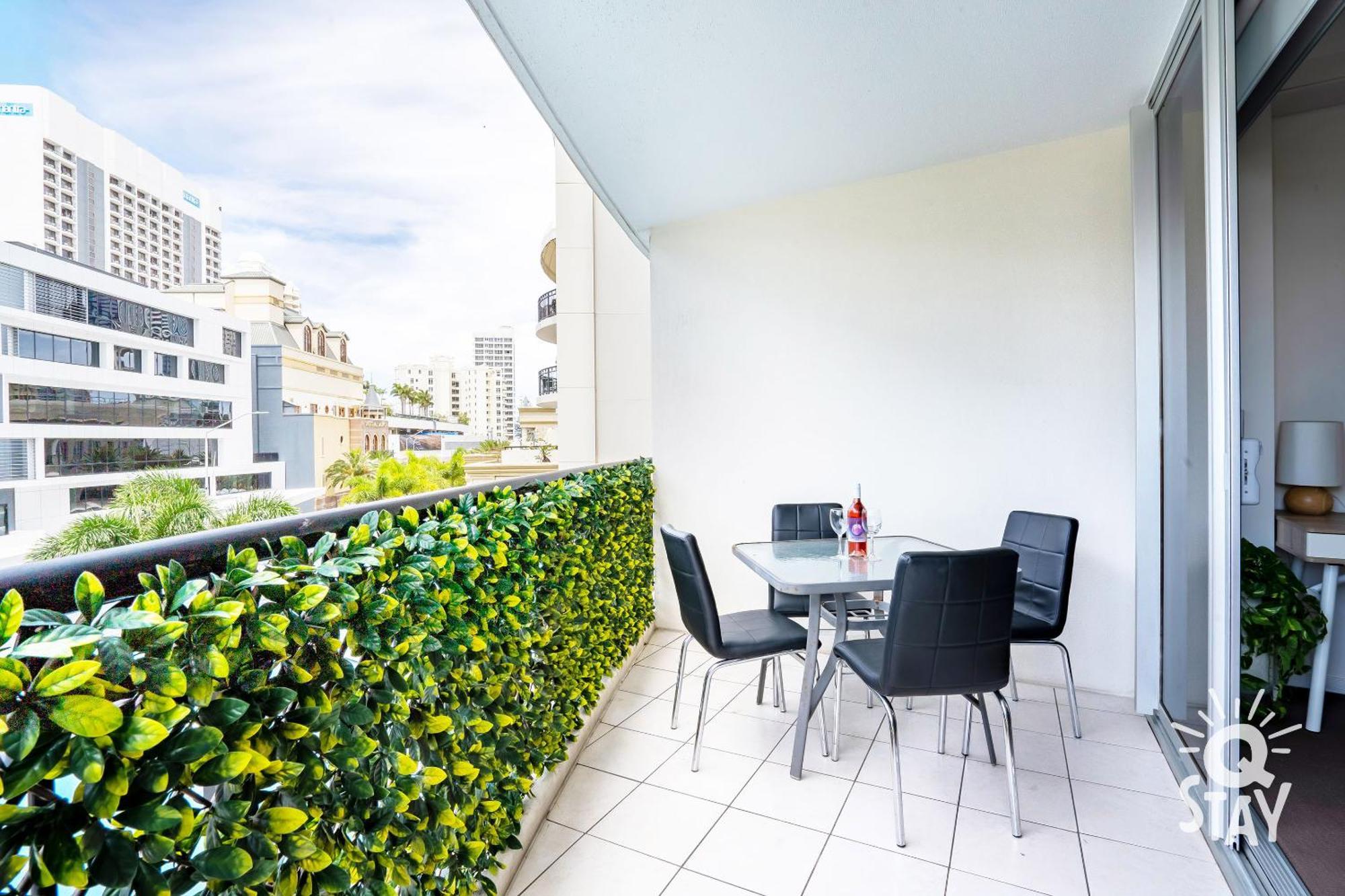 Chevron Renaissance Surfers Paradise Mid Week Madness Deal - Q Stay Gold Coast Exteriér fotografie