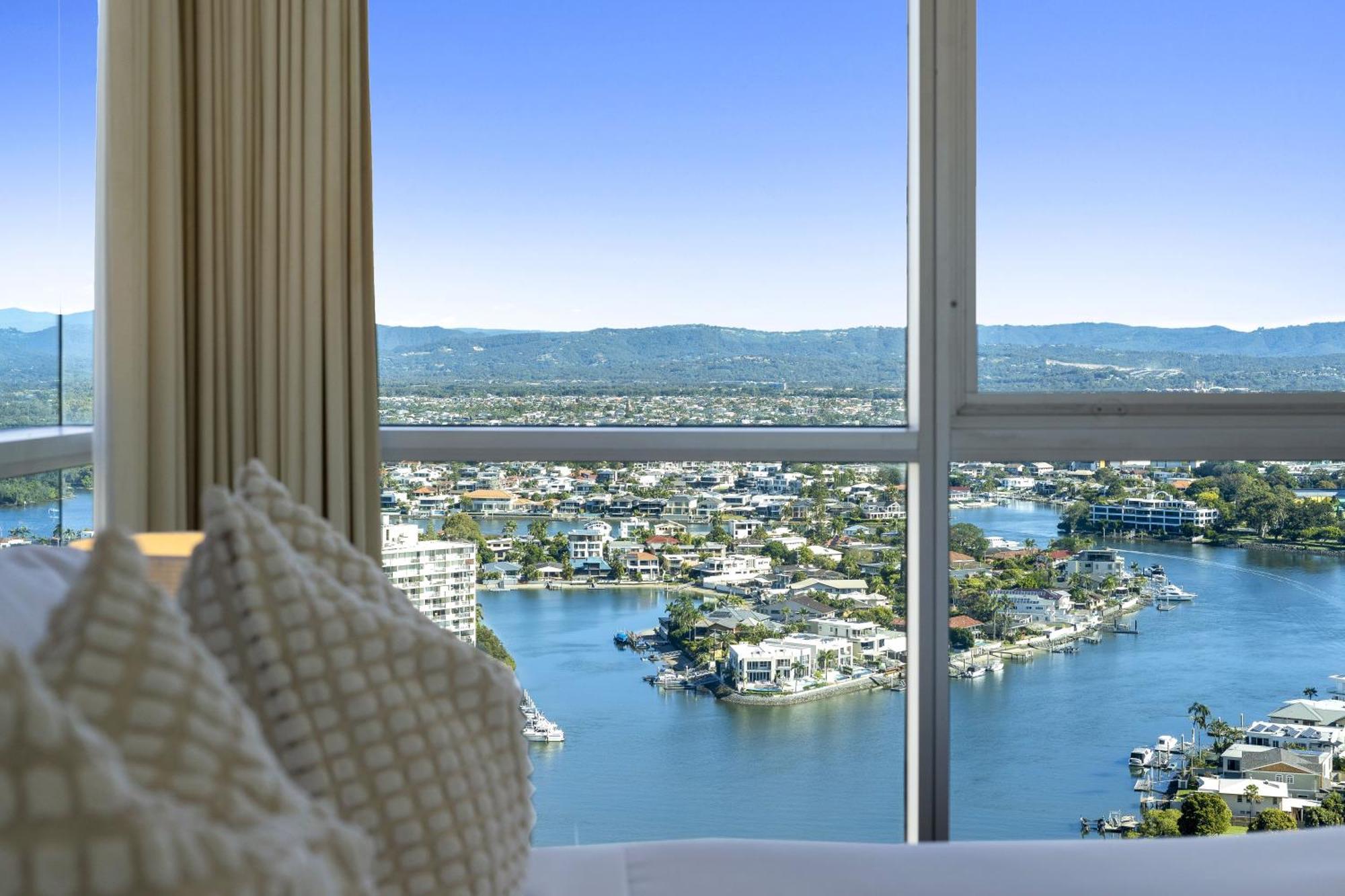 Chevron Renaissance Surfers Paradise Mid Week Madness Deal - Q Stay Gold Coast Exteriér fotografie
