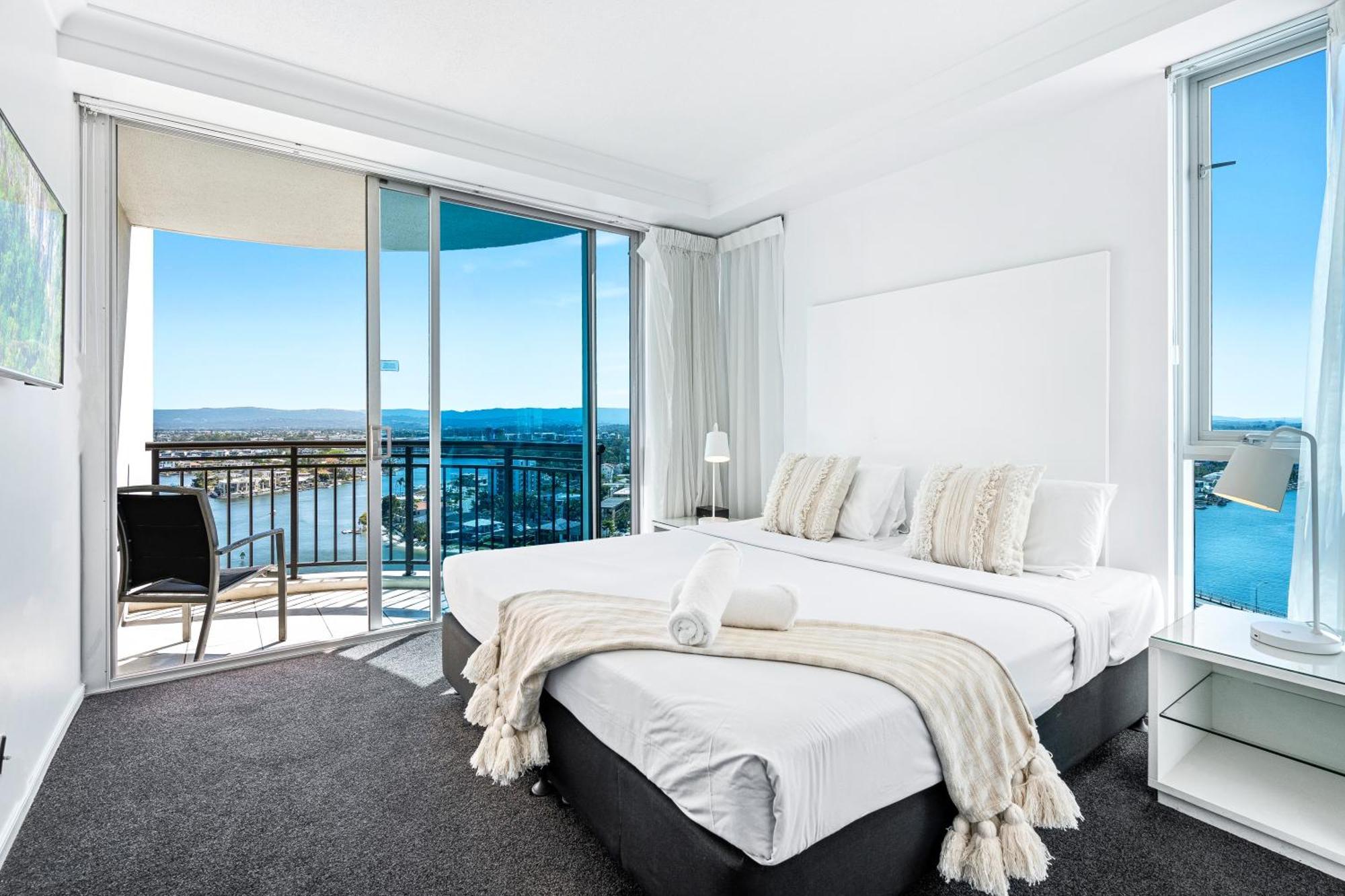 Chevron Renaissance Surfers Paradise Mid Week Madness Deal - Q Stay Gold Coast Exteriér fotografie